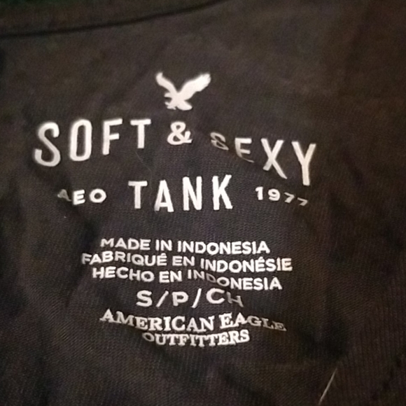 American Eagle top - Picture 2 of 2